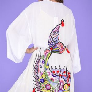 balık desenli ponpon işlemeli beyaz viskon kimono